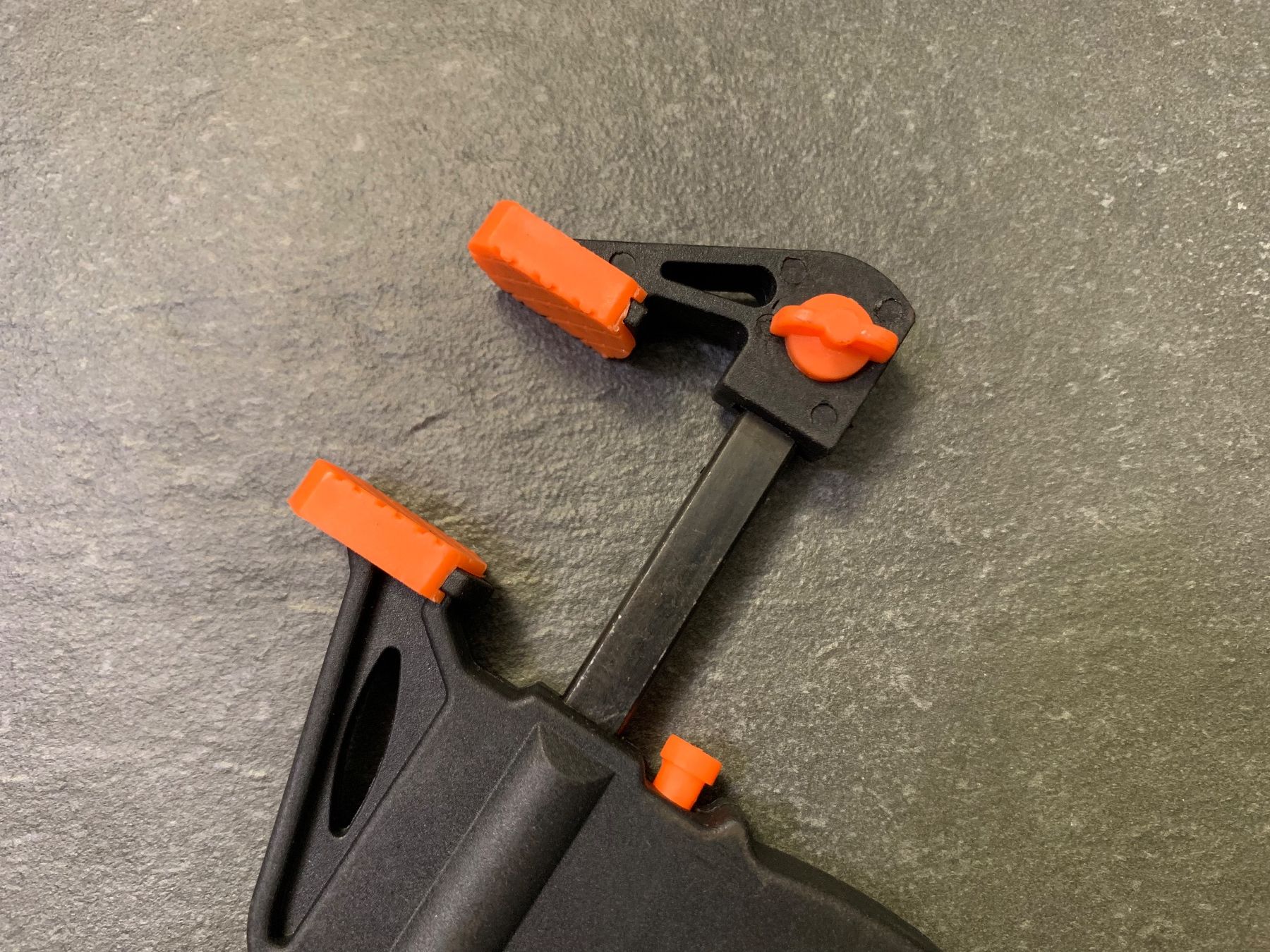 Alle Werkzeuge: Einhandzwinge Klemme 5 Stück, 100 mm – Neu und originalverpackt aus Aarburg von 2..0 2