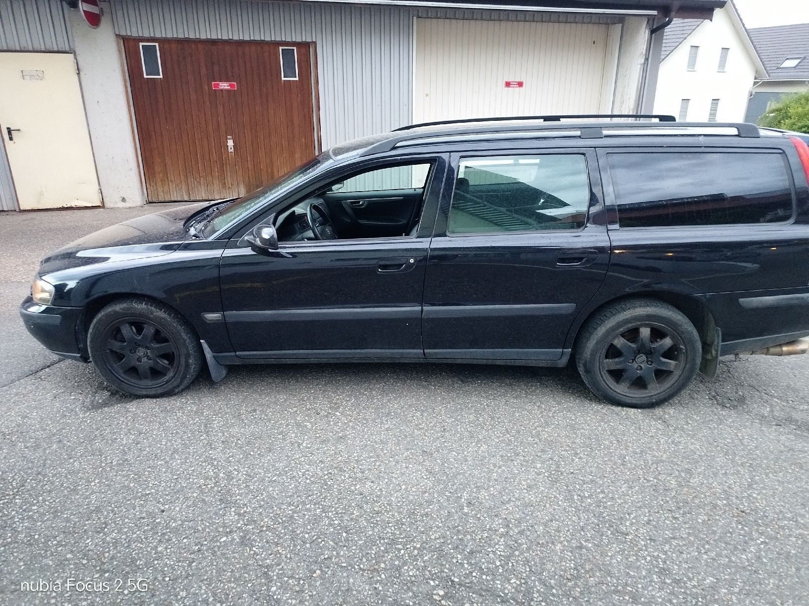 Volvo Autos: Volvo V70 2.5t AWD  – Gebraucht aus Müswangen von dok_py8d 3