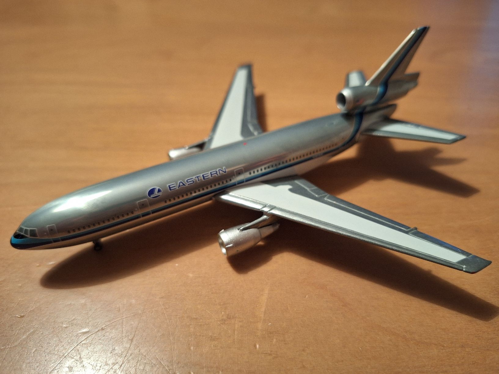 McDonnell Douglas Kit di modellismo & Modellini statici: Eastern Airlines 1:400 DC-10 Limited Edition  – Usato da Sargans venduto da nicsam1815 1