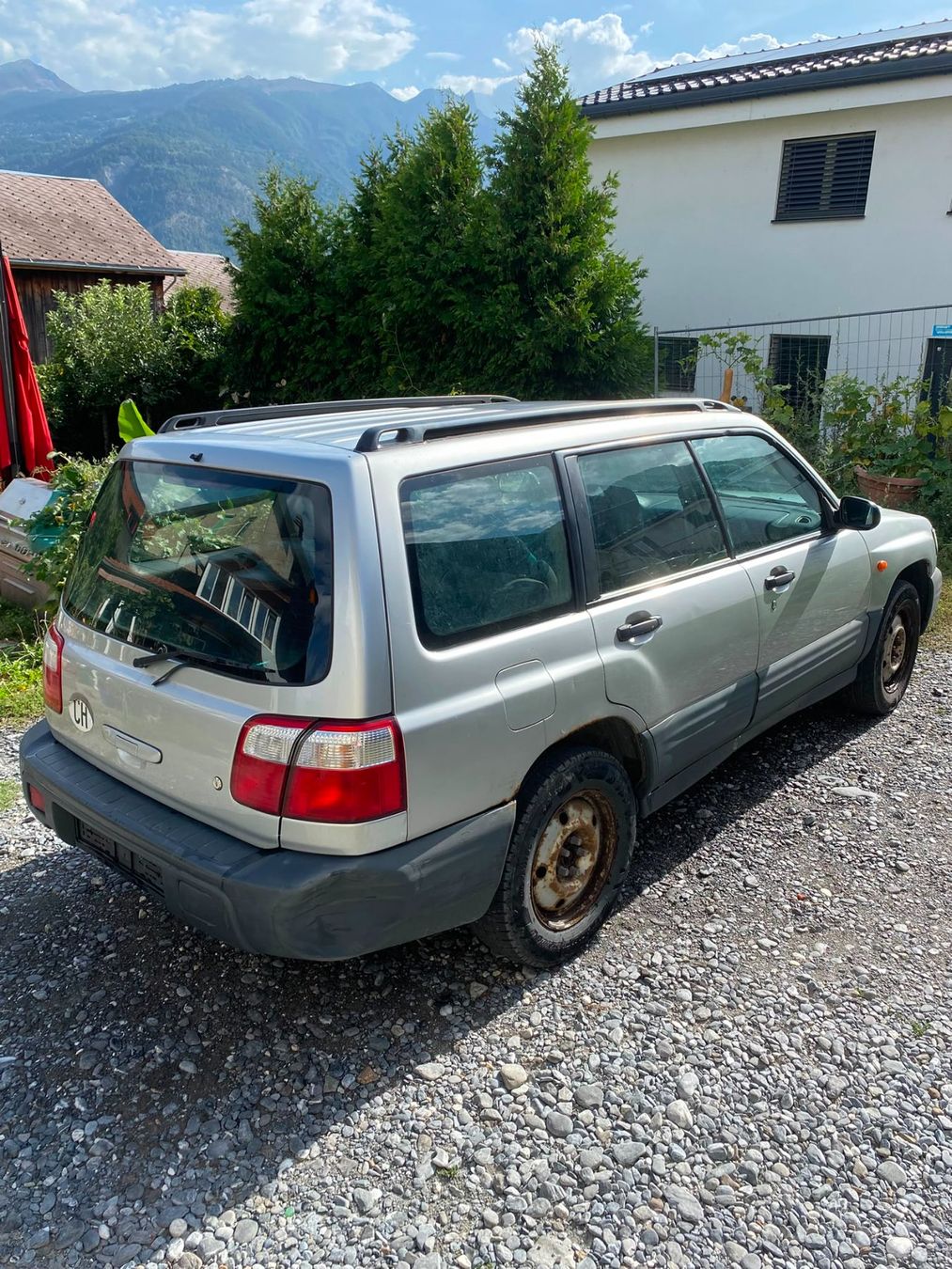 Subaru Automobili: Subaru Forester 2.0 4x4 – Usato da Martigny venduto da mab_kk57 3