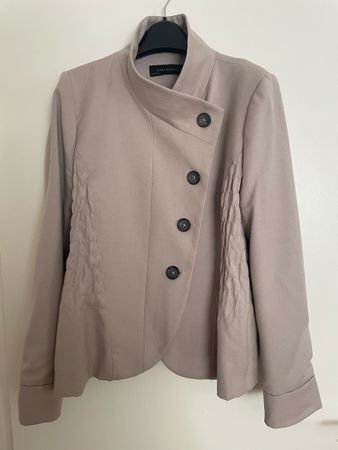 Dünner Wollblazer / Frühlingsjacke in beige Grösse L Zara