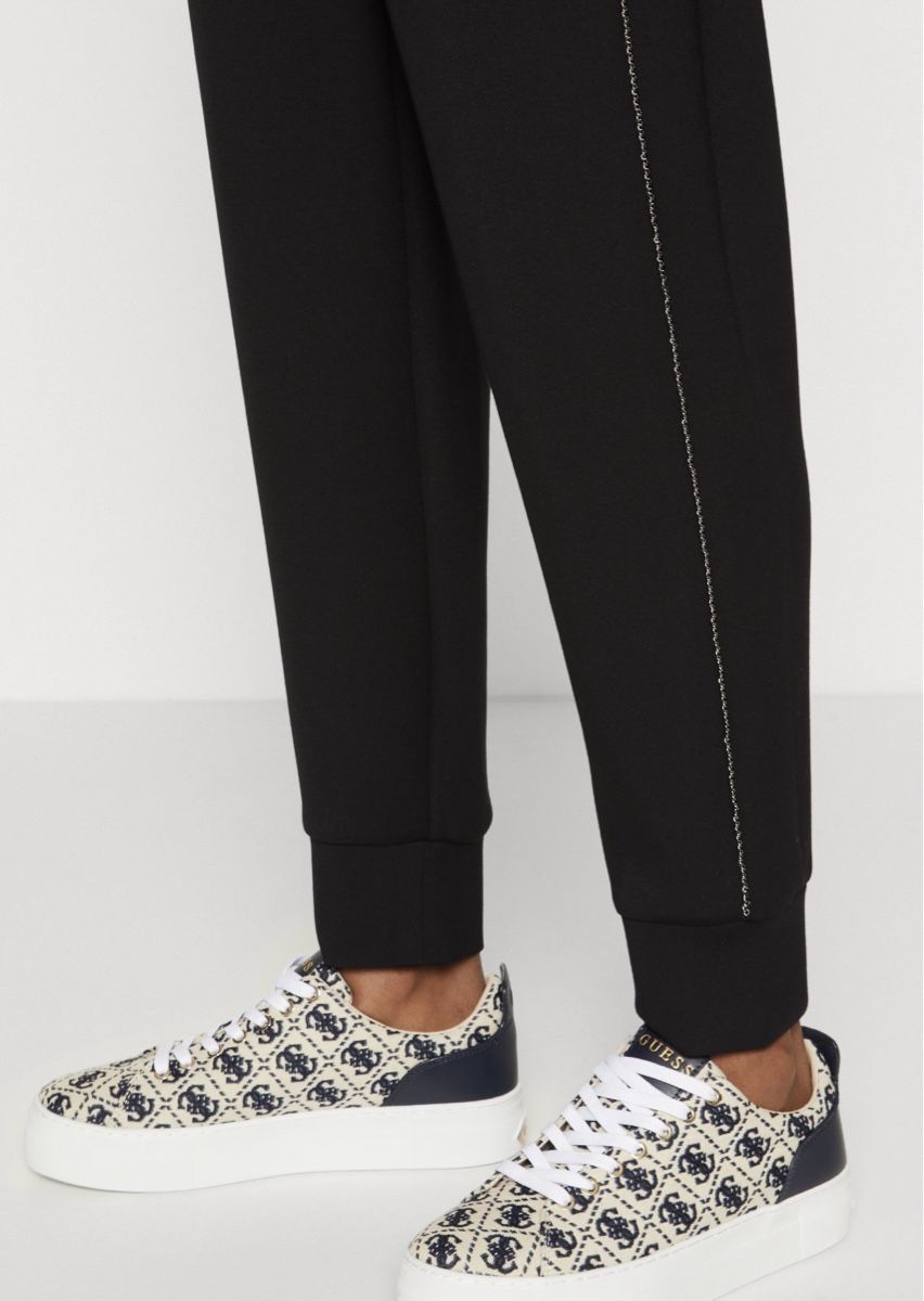 Guess Pantaloni: Guess Hose mit Etikett – Nuovo e nell'imballaggio originale da Winterthur venduto da Violeta_l 2