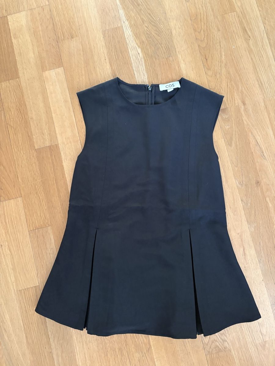 Cos Top: Edles COS Top schwarz Grösse 34; NEU – Nuovo (secondo la descrizione) da Luzern venduto da esnimo66
