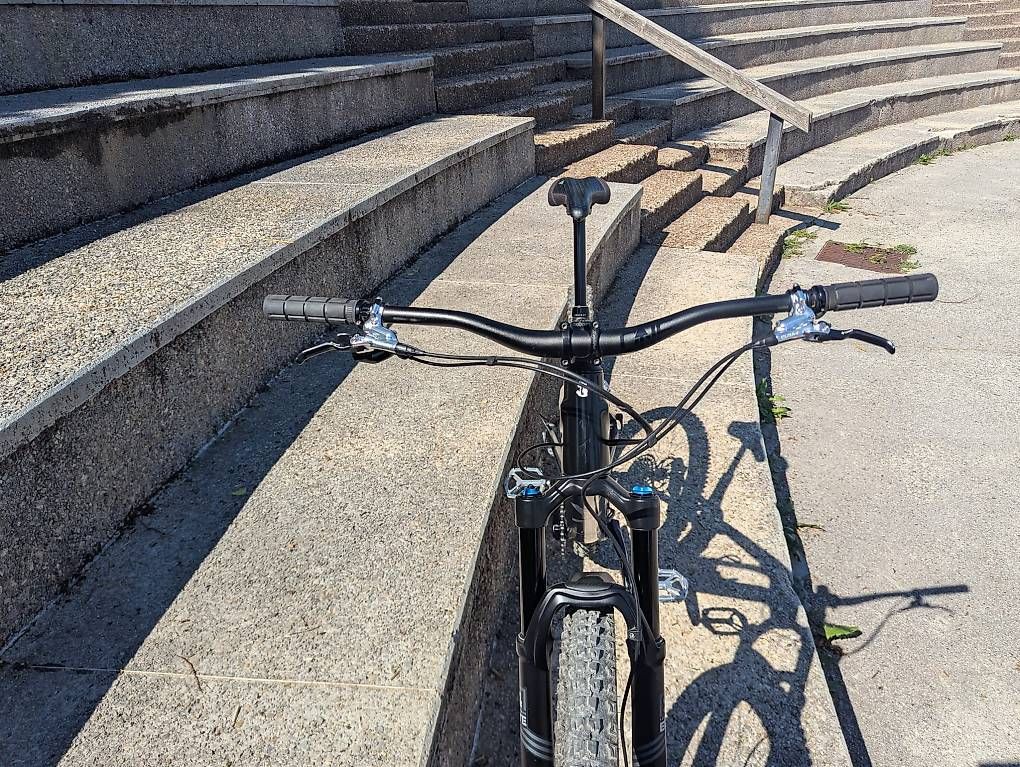 Vélos: YT Isso Core 3 – D'occasion à L'Abbaye par jol_m7tw 4