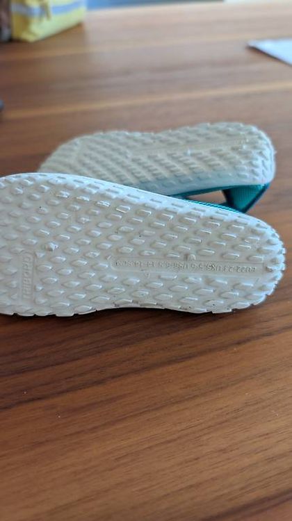 Decathlon Scarpe per ragazzi: Decathlon Aquaschuhe 23 – Usato da Zürich venduto da SBZR 1