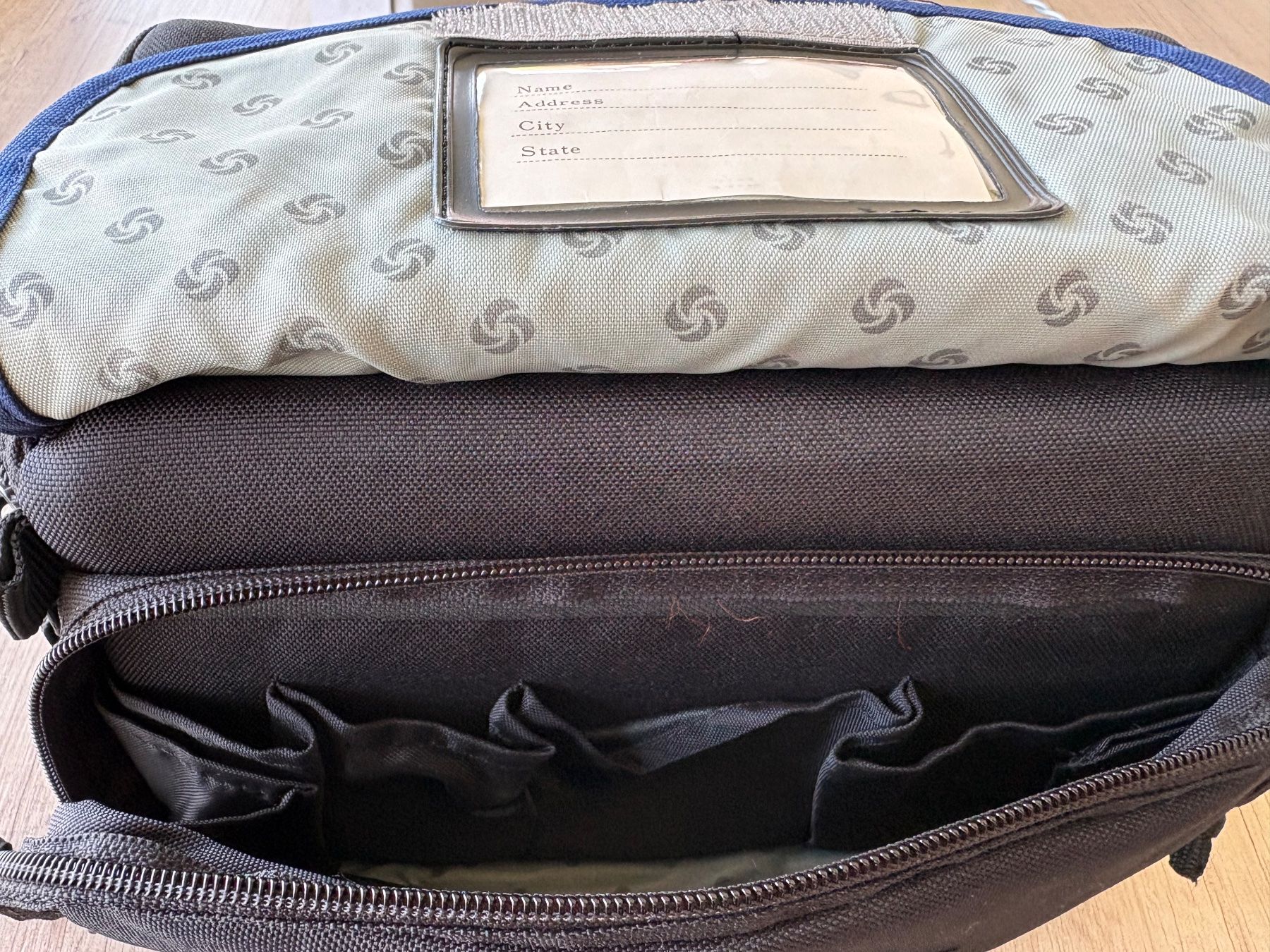 Samsonite Borse: Samsonite Trekking Fototasche – Usato da Schübelbach venduto da S1CH 2