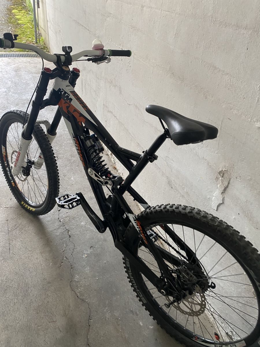 Biciclette: Downhill bike Ktm – Usato da biel-bienne venduto da Sekiz 5