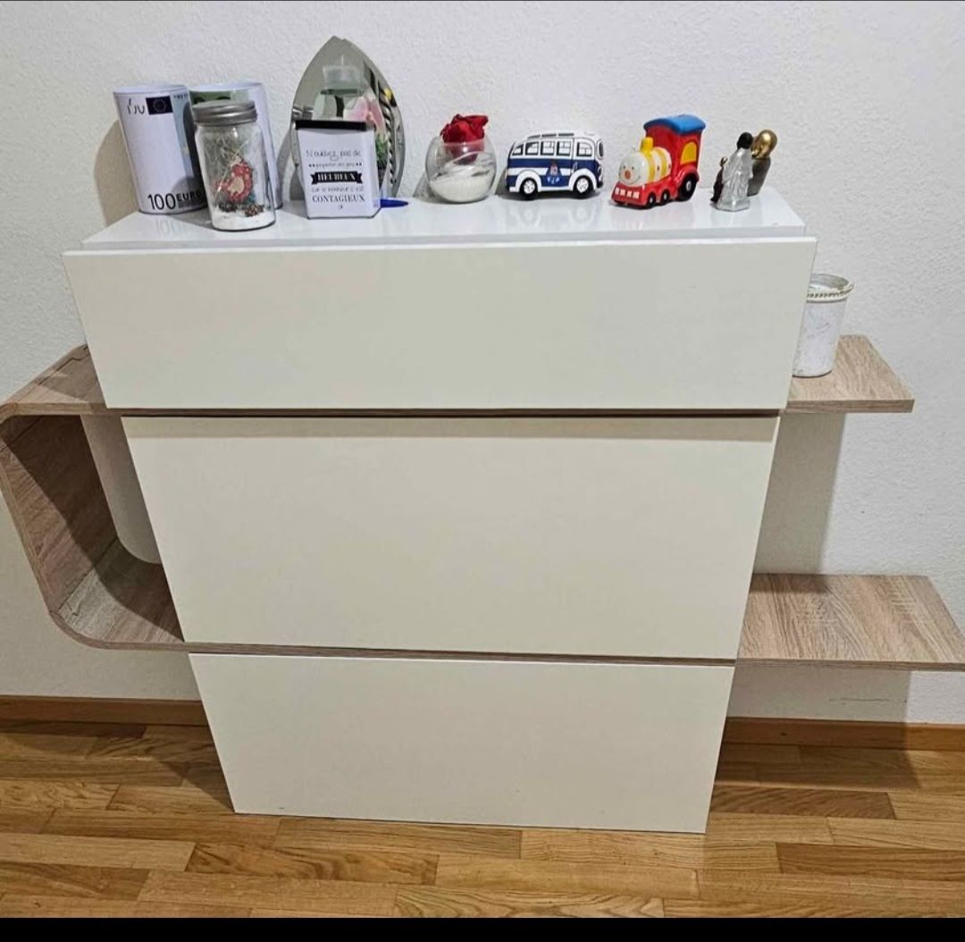 Cassettiere: Commode 3 tiroirs 1 de rangement et 2 á chaussures – Usato da Lausanne venduto da van_2pxc 1