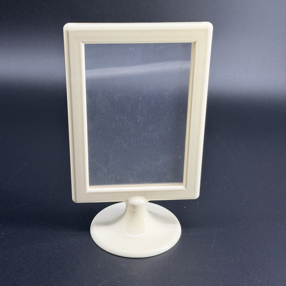 Altro in Decorazioni & Accessori: Cadre IKEA 19720 ABS plastique crémeux – Usato da Vessy venduto da _Callidus_