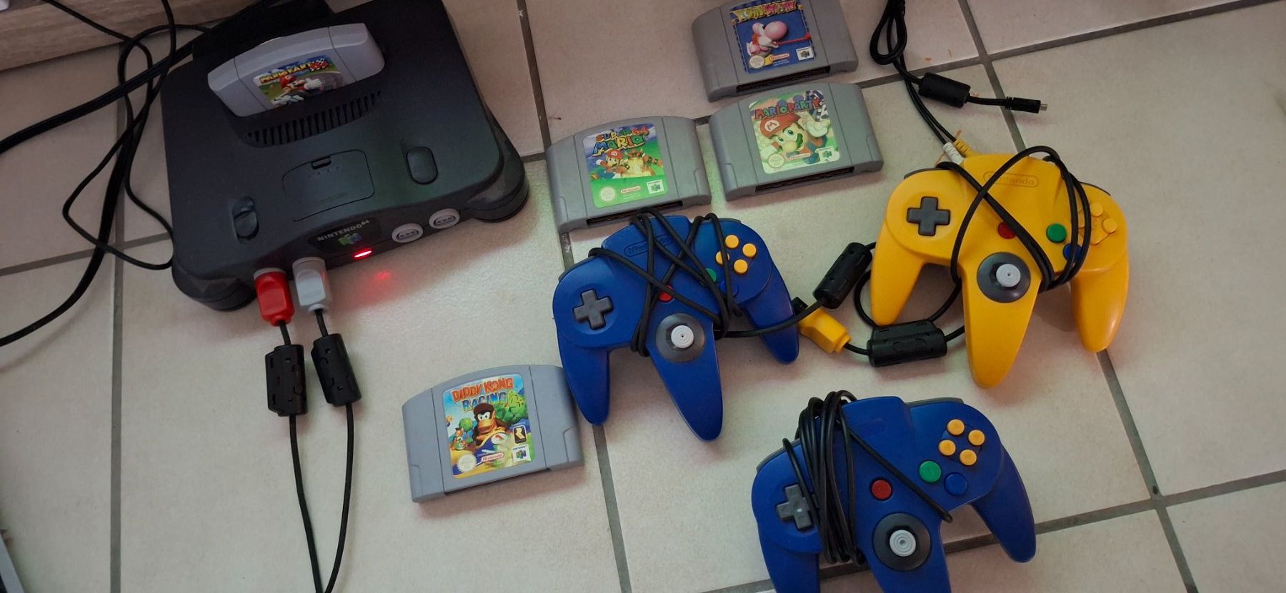 Nintendo Konsolen: Nintendo 64 Konsole mit Spielen und Controllern – Neu (gemäss Beschreibung) aus Bülach von cor_nfm8 2