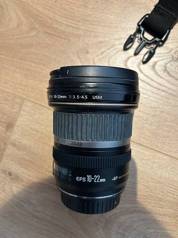 Fotocamera: Canon EOS 200D mit viel Zubehör / 3 Objektive – Usato da Hemmiken venduto da trottoir117 2