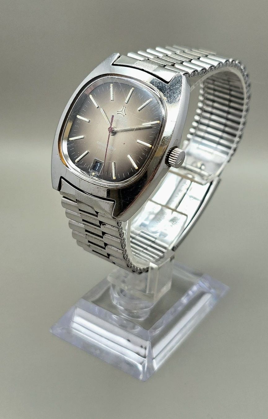 Doxa Montres: DOXA BY SYNCHRON VINTAGE  CONQUISTADOR AUTOMATIC DATE UHR – D'occasion à Neftenbach par Taschen-Uhren 4