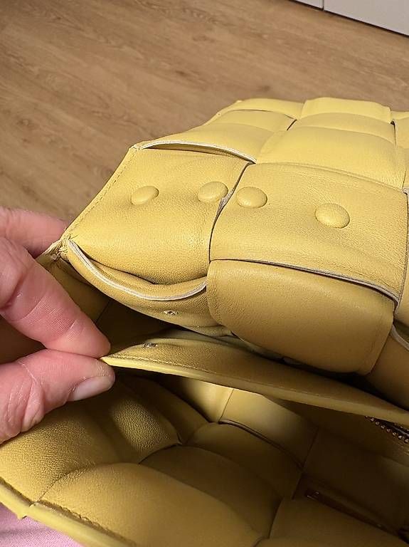 Borse da donna: Bottega Veneta Cassette Chain Bag – Usato da Unterägeri venduto da mar_96hk 2