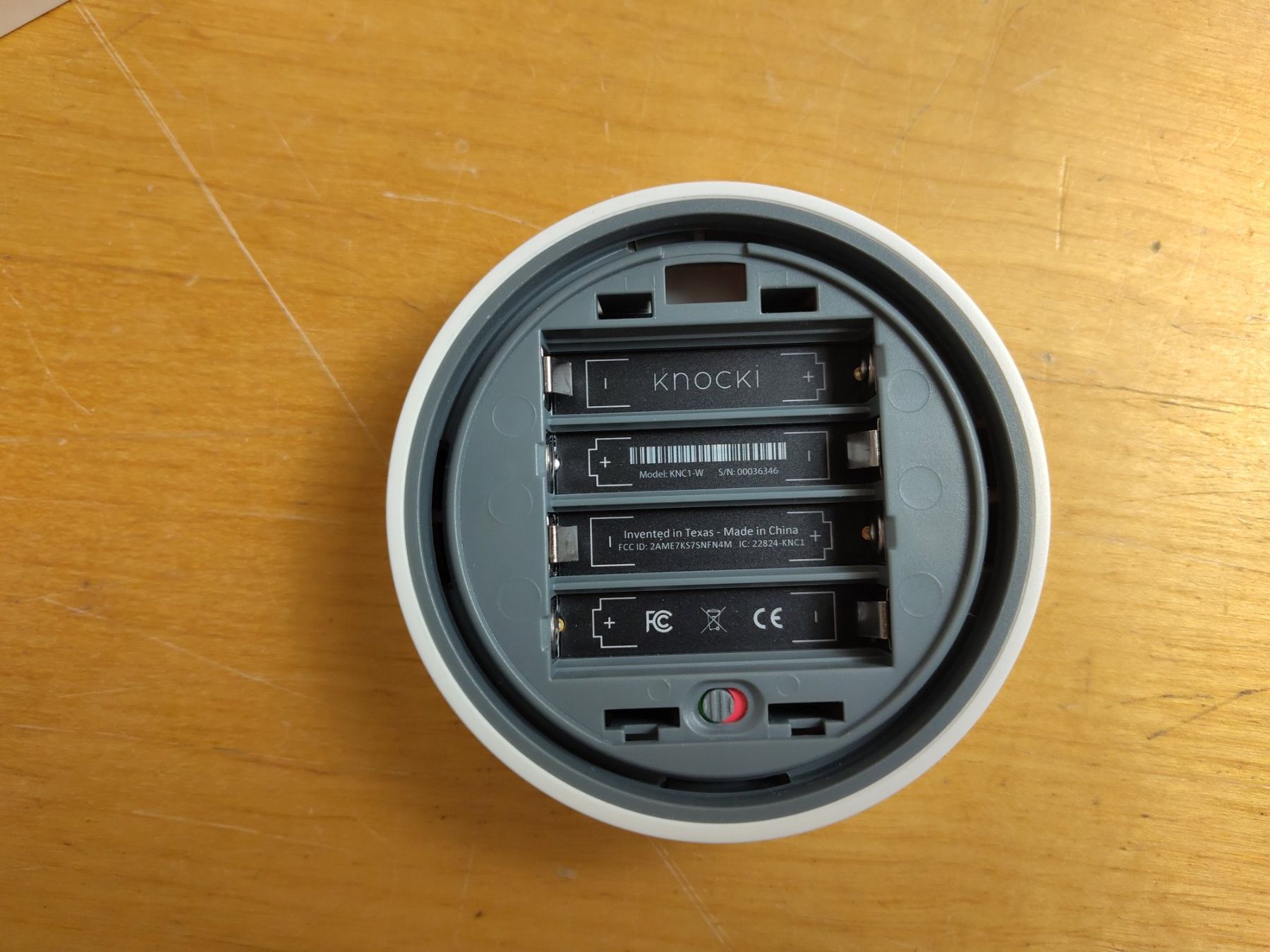 Telecomandi: Knocki Klopfzeichensensor für Smarthome – Usato da Embrach venduto da Miman 2