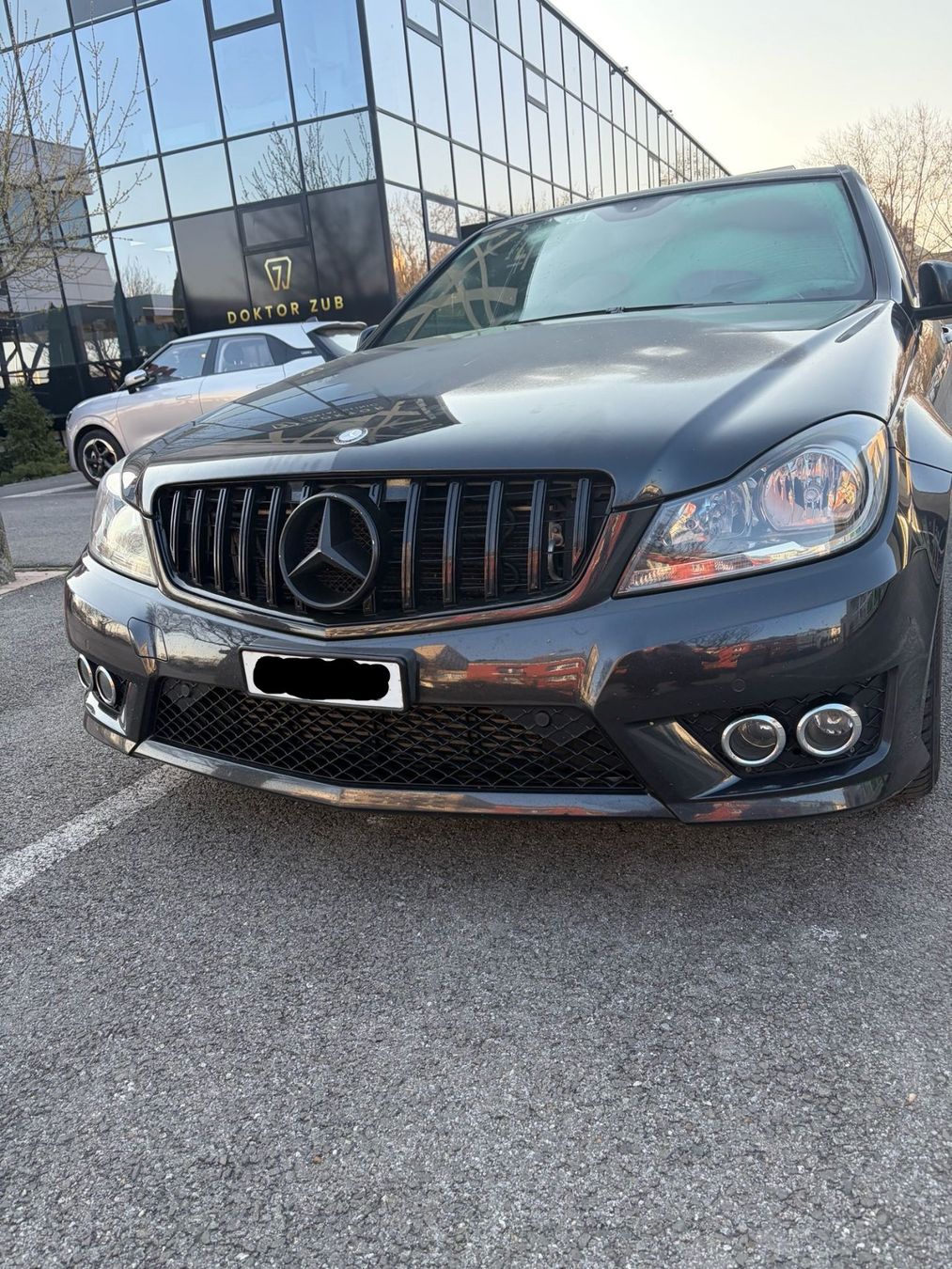 Mercedes-Benz Automobili: Mercedes-Benz C 250 – Usato da warth venduto da nas_7zrv 2