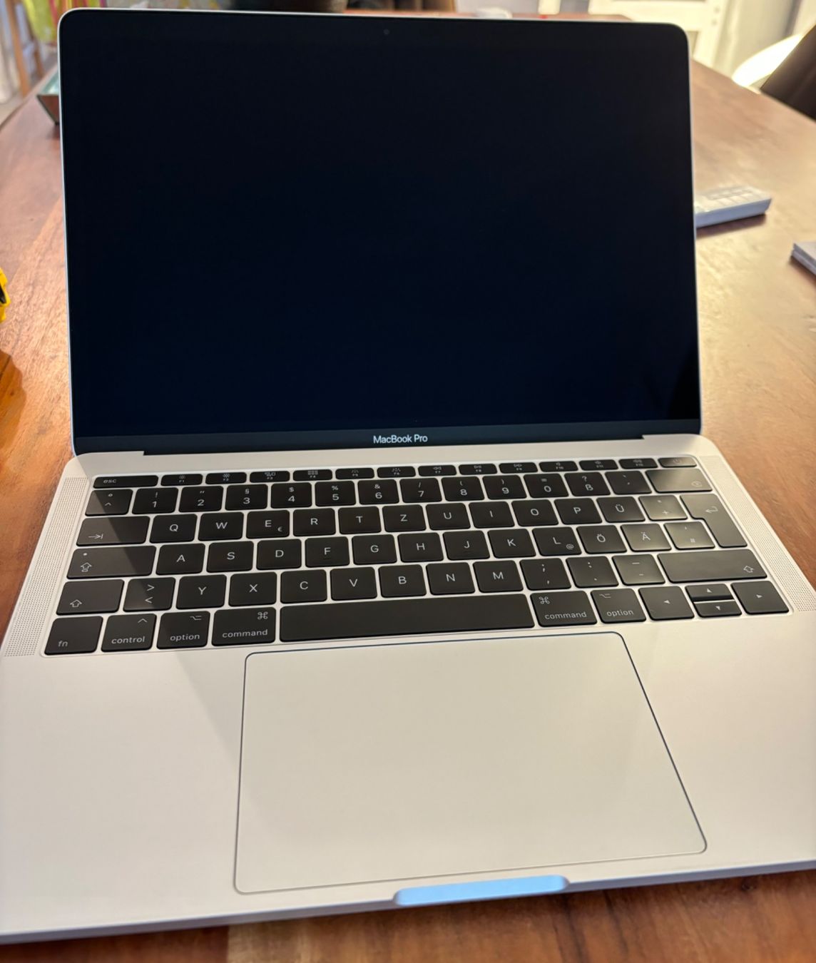 Apple Notebook: MacBook Pro 13 (2017, Zwei Thunderbolt) – Nuovo (secondo la descrizione) da Suhr venduto da Mira-21 1