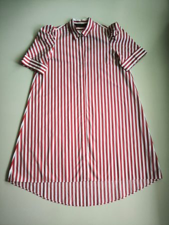 Zara Sommerkleid, weiß-rot gestreift, Midi-Länge, Größe XL