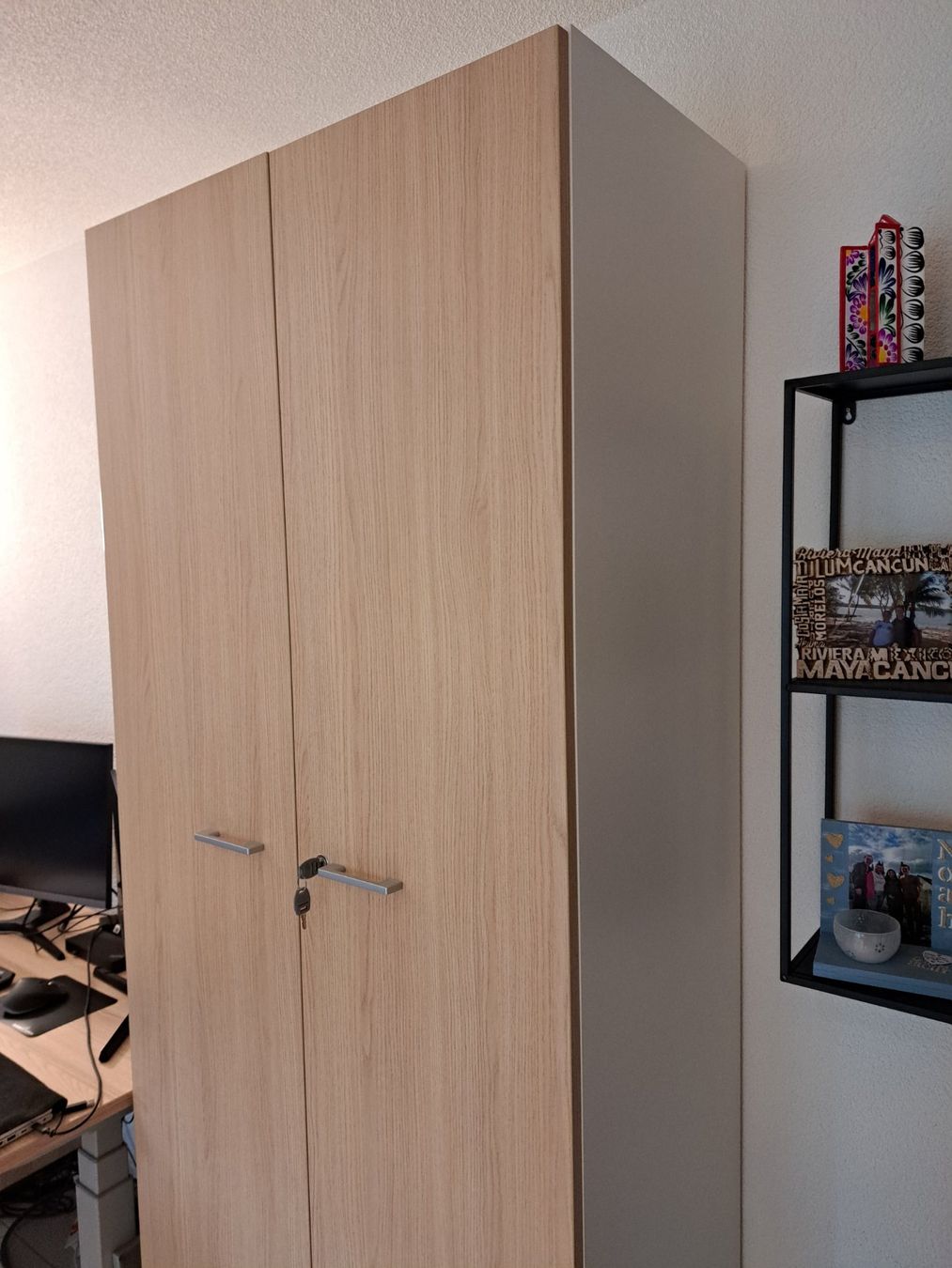 Schränke: 2-türiger Schrank diga Möbel – Gebraucht aus Nürensdorf von dan_2lhd 1