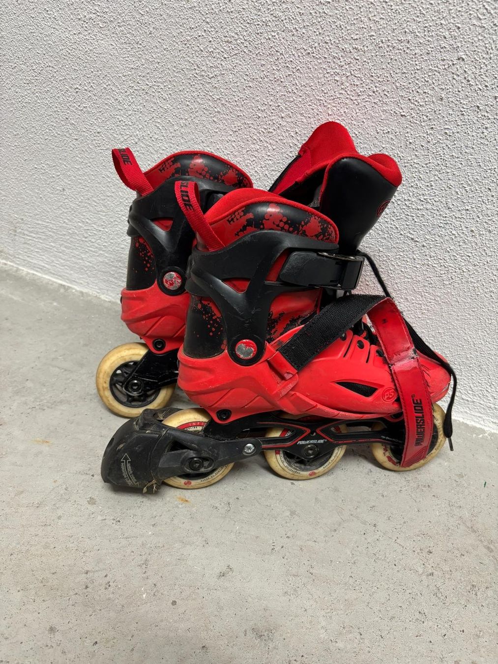 Pattini in linea & Pattini a rotelle: Powerslide Inline Skates verstellbar – Gr. 33 - 36 EU – Usato da Basel venduto da Tom3791 1