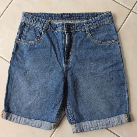 Tolle kurze Jeans, neuwertig, Gr. 158/164