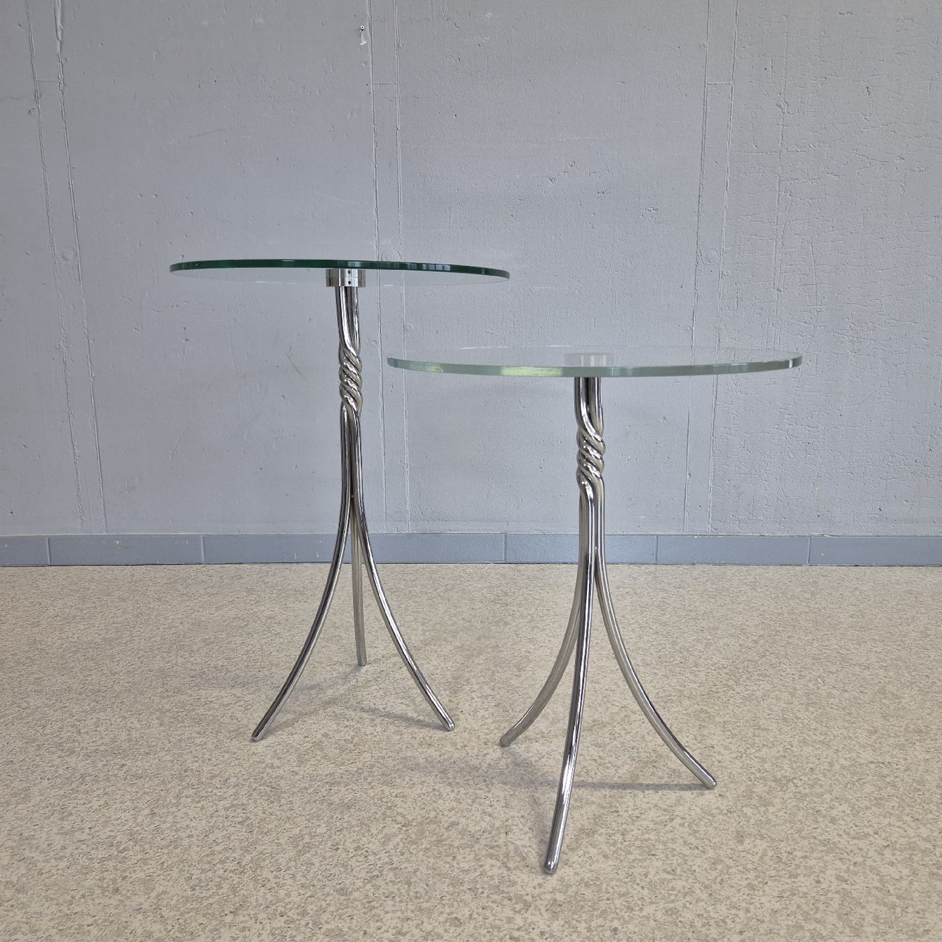 Tavoli: Design Chrom Glas Beistelltisch Coffee-Table – Usato da Nottwil venduto da Wondewa-Shop 2