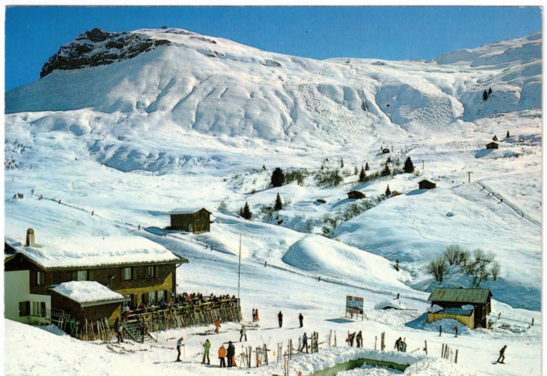 Cartoline postali: Obersaxen - Skigebiet – Usato da Binningen venduto da Mountainrider
