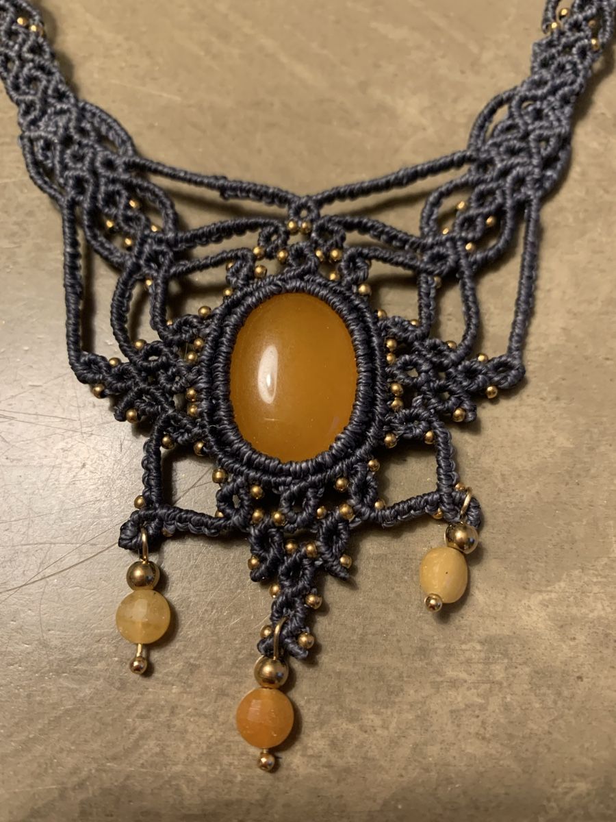 Catenine: 💛 Collier macramé bohème chic – Topaze jaune & aventurine – Nuovo e nell'imballaggio originale da Versoix venduto da val_t6jc