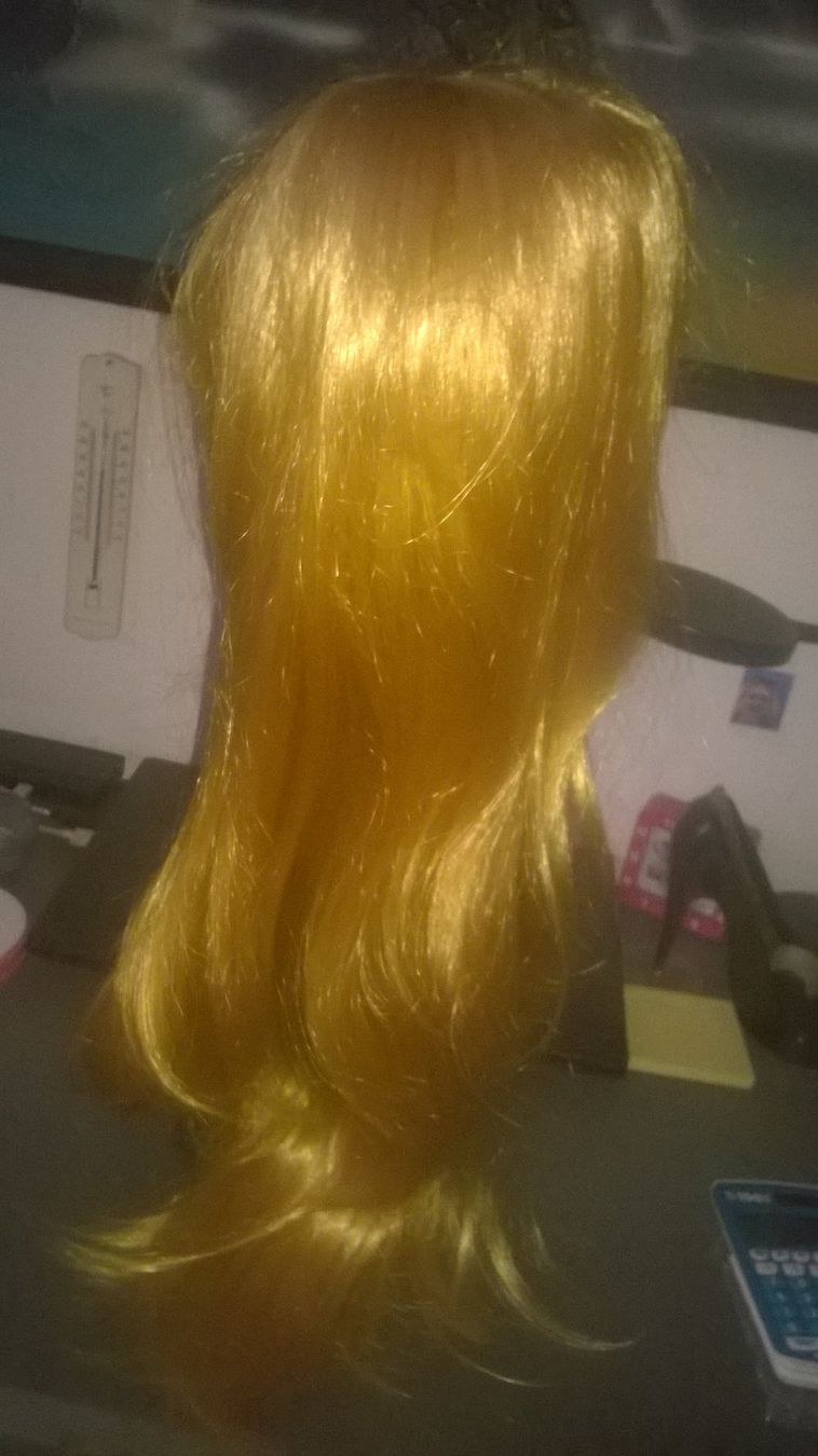 Perücken: PERÜCKE,,,BLOND,,,GLANZIG,,LANG,,,60CM – Neu (gemäss Beschreibung) aus Basel von bijoutrie_4 1