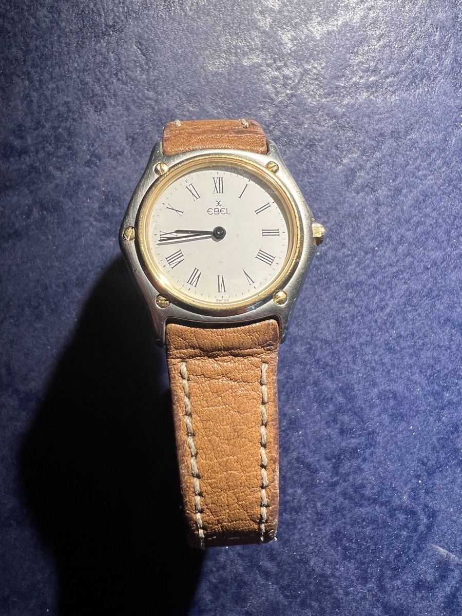 Ebel Orologi: Ebel Uhr (läuft nicht) – Usato da Laufen venduto da groove60 4