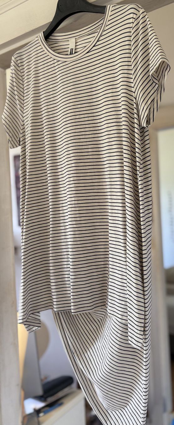 T-Shirts: T-SHIRT COTON ET VISCOSE!! M – Neu und originalverpackt aus Locarno von NicoNion 1