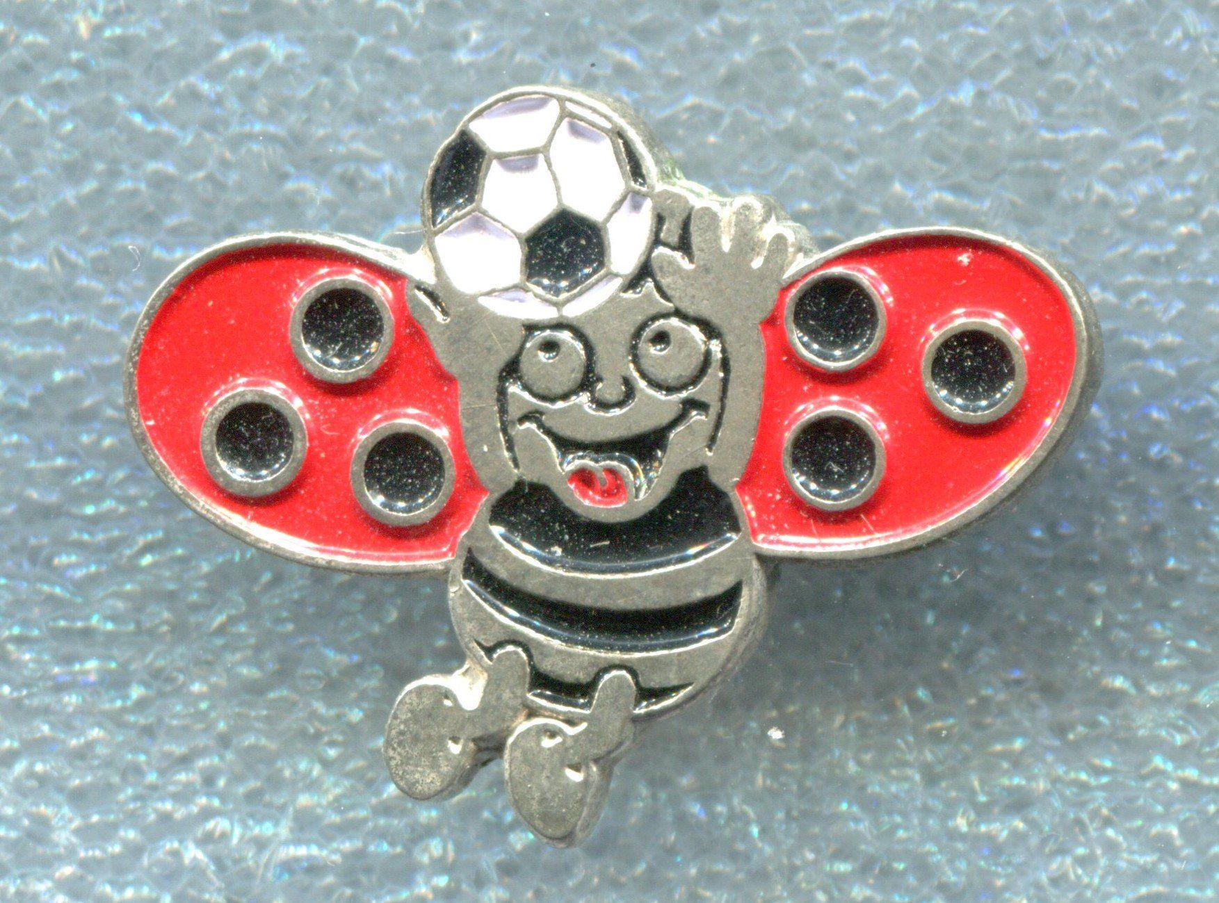 Plaquettes & Badges: BLICK Käfer  Fussballer – D'occasion à Winterthur par Sammleroase