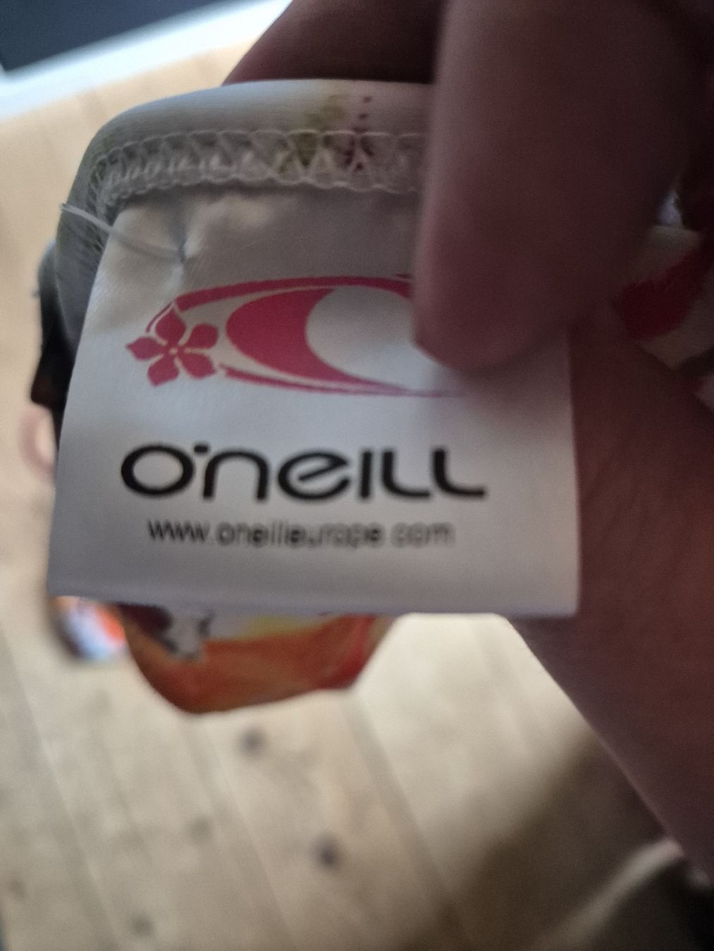 O'Neill Costumi da bagno & Bikini: Bikini O'Neill Grösse 36 mit Blumenmuster – Nuovo e nell'imballaggio originale da Grandval venduto da JeroenK 1