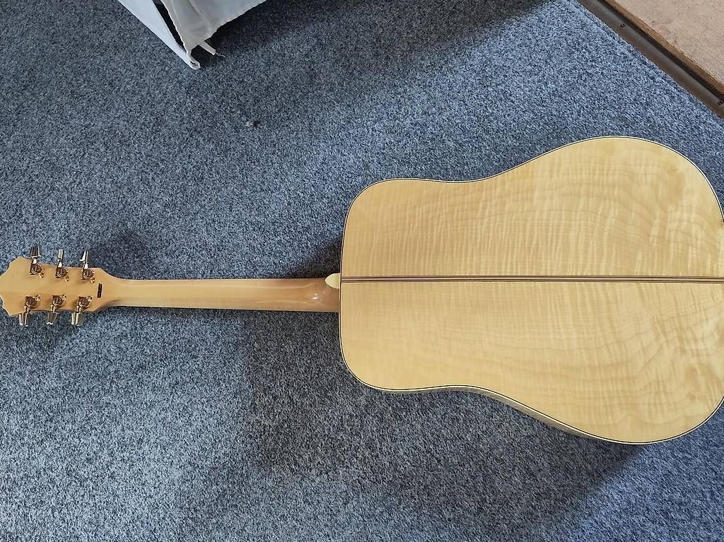 Strumenti musicali: Gitarre – Usato da Langendorf venduto da Kairos1 1