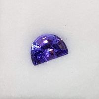 **Tansanit Halbmond 3,16 ct IF unbehandelt Tansania**