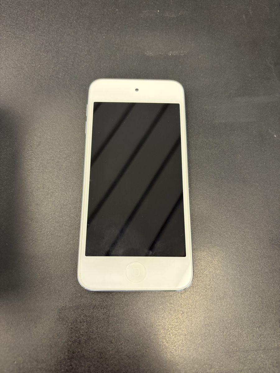 Apple Lecteur media portable: iPod Touch 32GB – Neuf (Voir description) à Rüeterswil par Judy0014 1