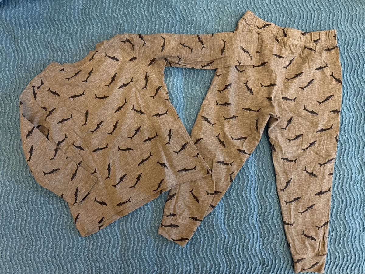 Pigiama & Simili: Pyjama en coton (4ans) – Usato da Les Avanchets venduto da GG_ 1