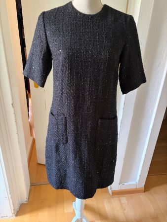 Sehr schönes Tweedkleid mit Glitzer von Hallhuber
