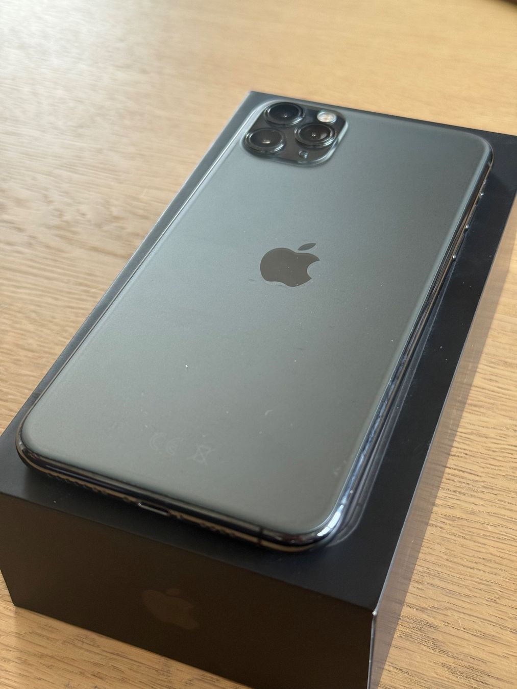 Apple Telefoni cellulari / Smartphones: iPhone 11 Pro Max 256gb – Usato da Versoix venduto da TneC 1