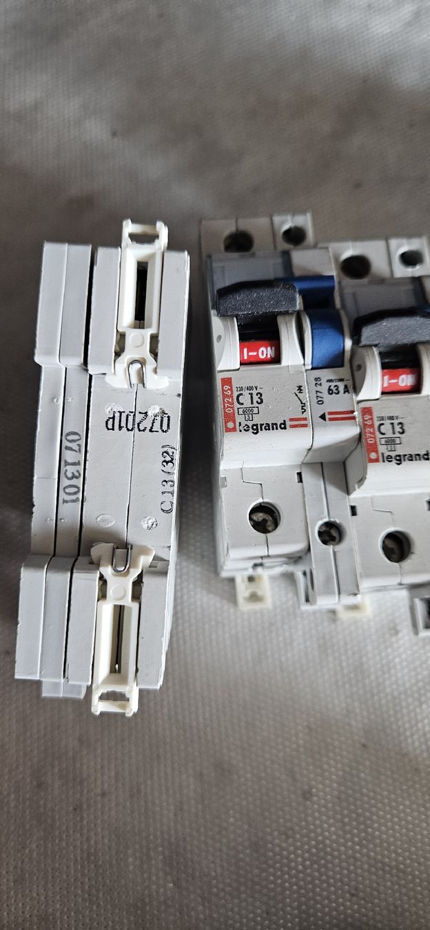 Legrand Schalter: Legrand Leitungsschutzschalter C13 – Gebraucht aus Baar von Vel...Baar45 2