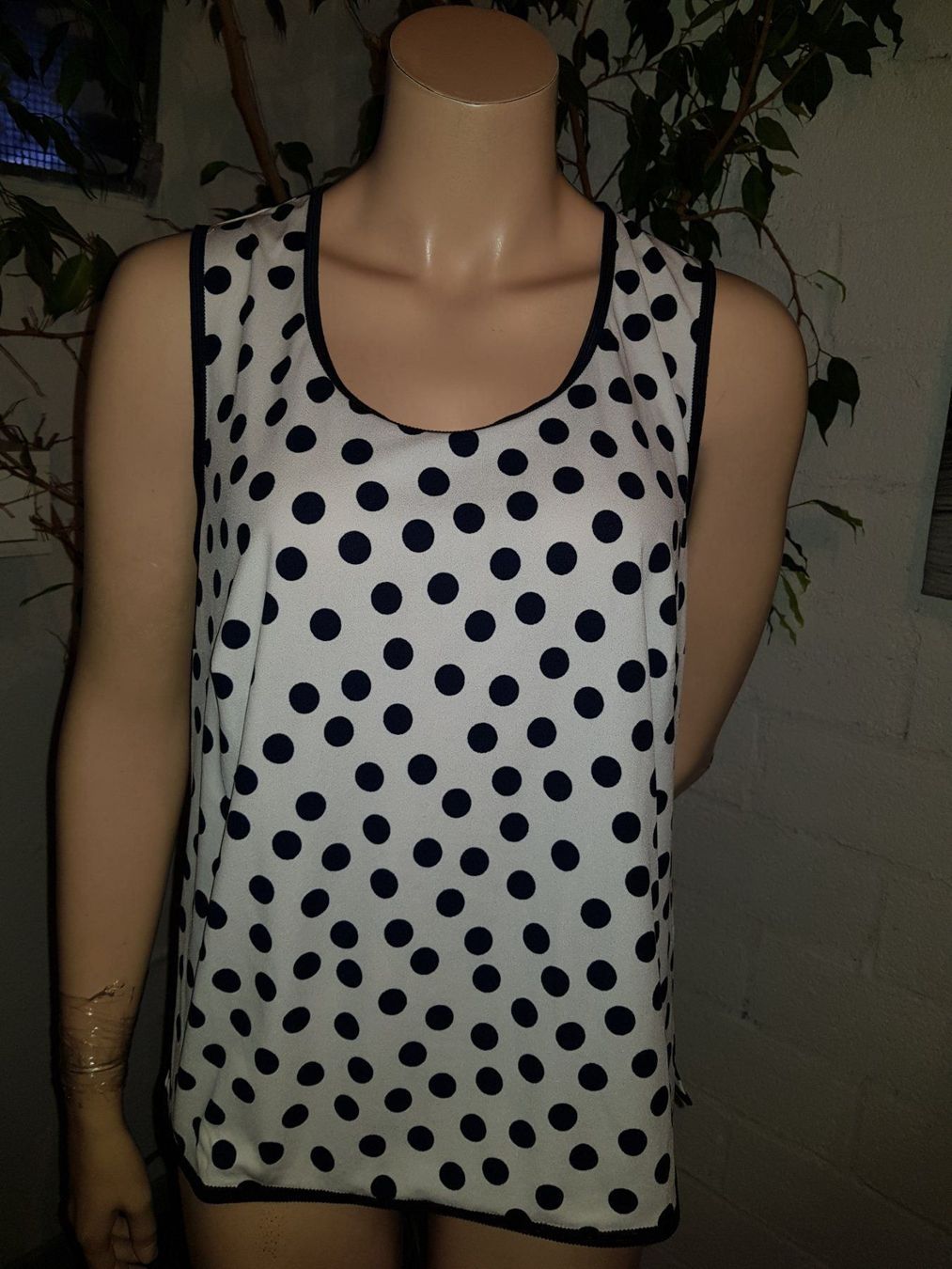Top: LIOLÀ Top         Taille/Grosse M – Usato da Cossonay-ville venduto da Super-Price-Quality