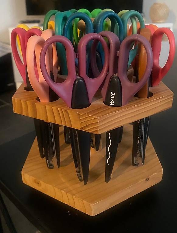 Tutti gli attrezzi: Ciseaux de bricolage – Usato da Chemin venduto da Sophiepittier 2