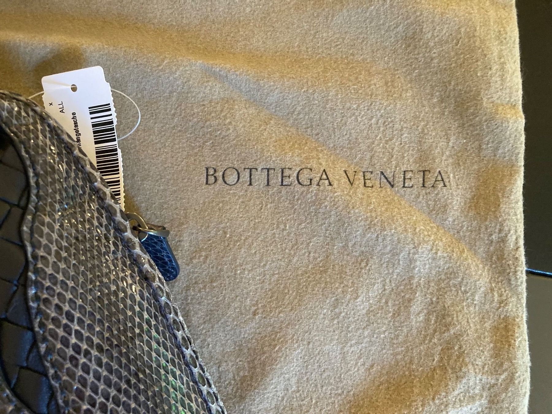 Bottega Veneta Borse da donna: WUNDERBARE BOTTEGA VENETA PYTHON BAG, PURER LUXUS! – Nuovo (secondo la descrizione) da Zürich venduto da elegantissima 3