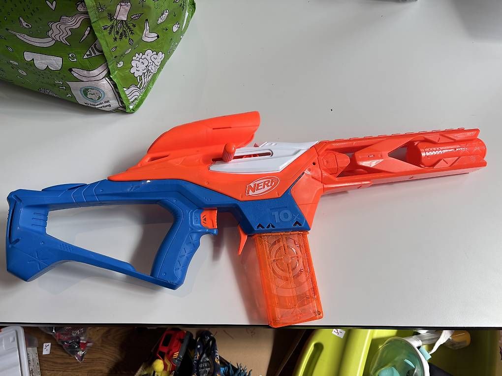 Nerf Giocattoli: Nerf Gun, NP 49 Franken – Usato da Luzern venduto da mla_p878