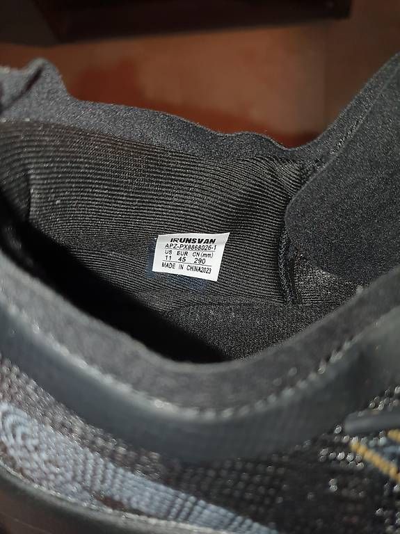 Scarpe da uomo: Scarpe da corsa Irunsvan no. 44 – Usato da Melano venduto da OJohn 3