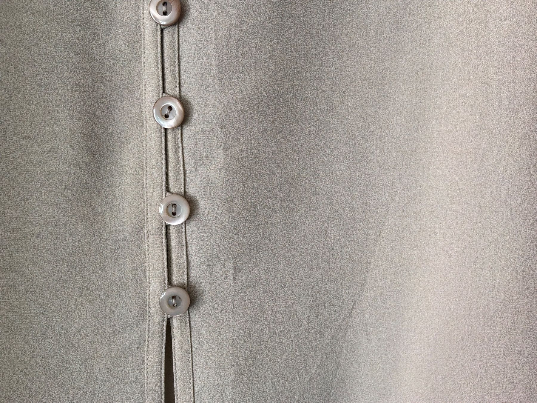 Camicette: Seidenbluse, beige, Gr. 38 - SOMMERAKTION – Usato da Bremgarten AG venduto da Belana0 2