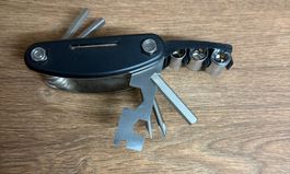 Neuwertiges Velo Multitool - Werkzeug für unterwegs!