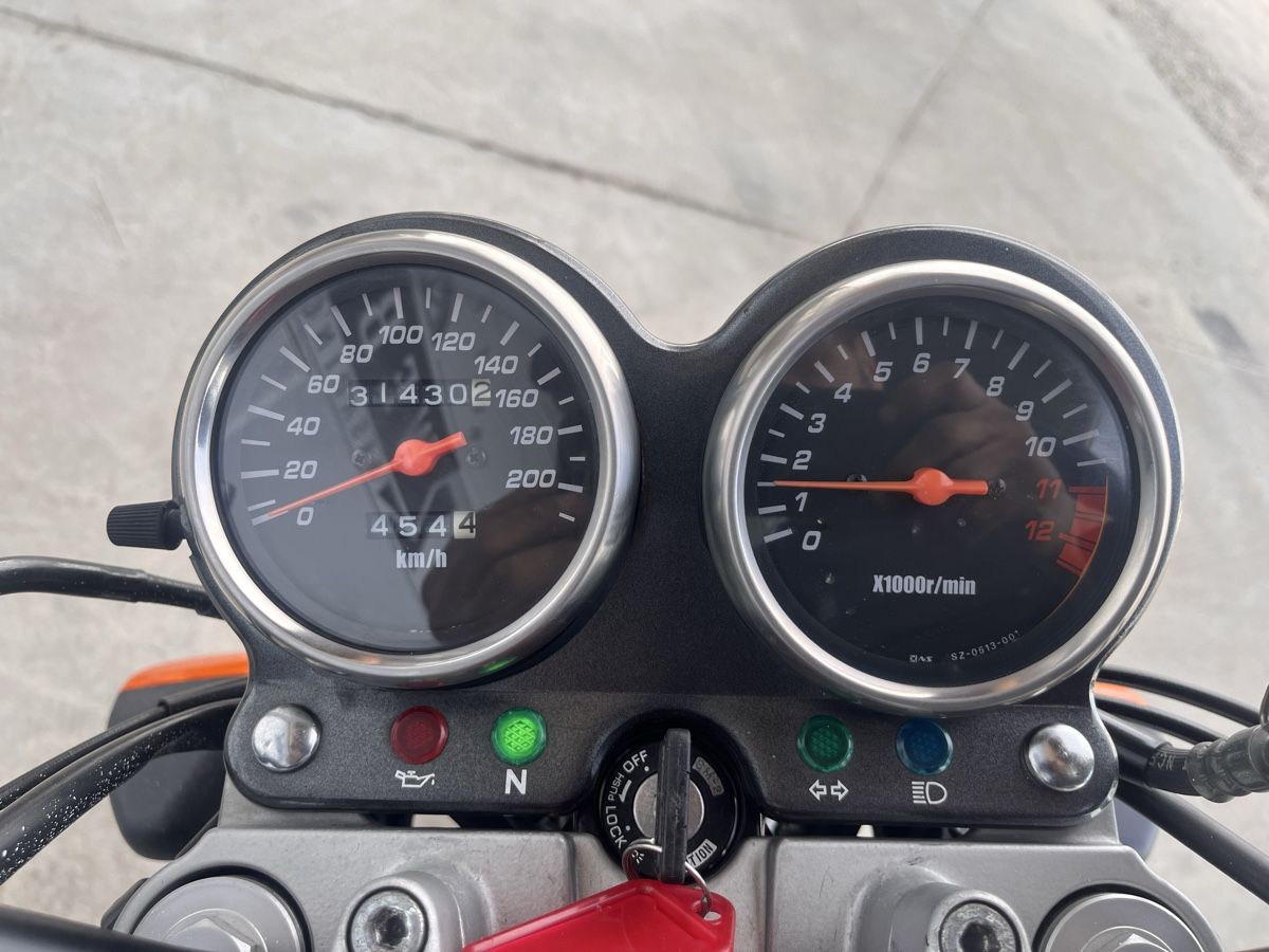 Suzuki Altro: Suzuki GS 500 U 25kw – Usato da Basadingen venduto da wabae 2