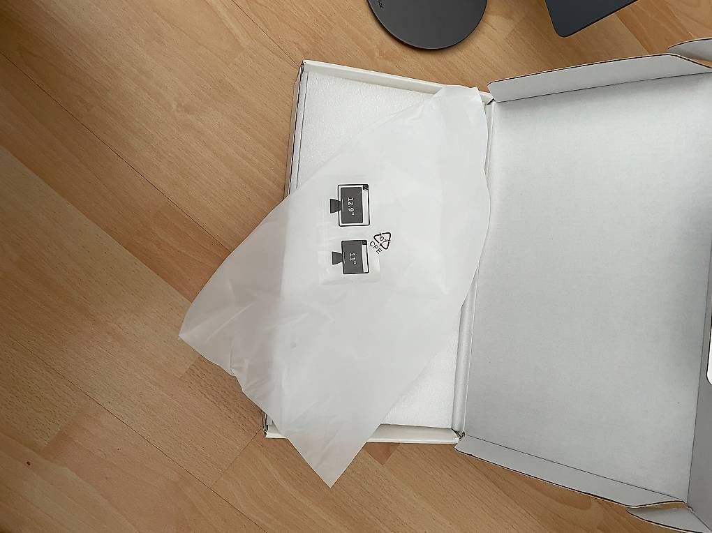 Autres décorations & accessoires: Ipad Ständer – D'occasion à Stein am Rhein par Lembu 2