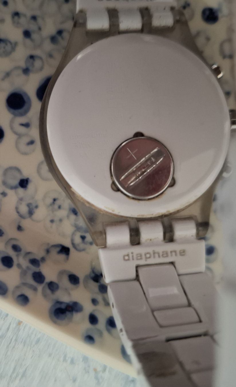 Swatch Orologi: Swatch Diaphane Chronograph White Used Ladies Watch – Usato da Leysin venduto da Libelluli 1