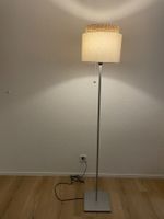 Stehlampe, Top Zustand, ideal für gemütliche Abende!